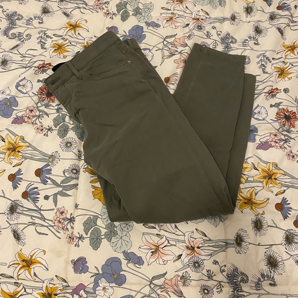 Slim Olive Green Women's Skinny Pants